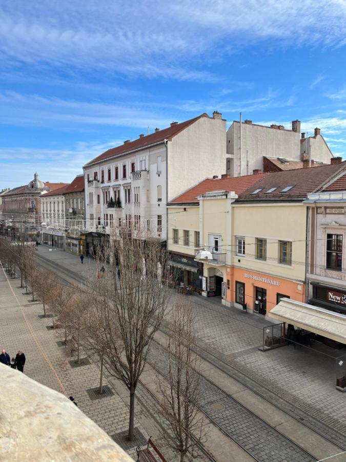 Apartamento Széchenyi Apartman  Miskolc Exterior foto